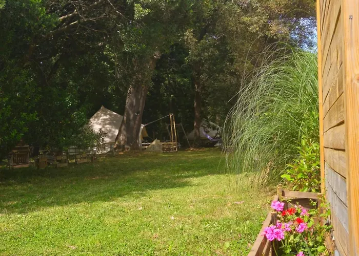 Domaine Authentique De Rose Lyxtält Porto-Vecchio (Corsica)